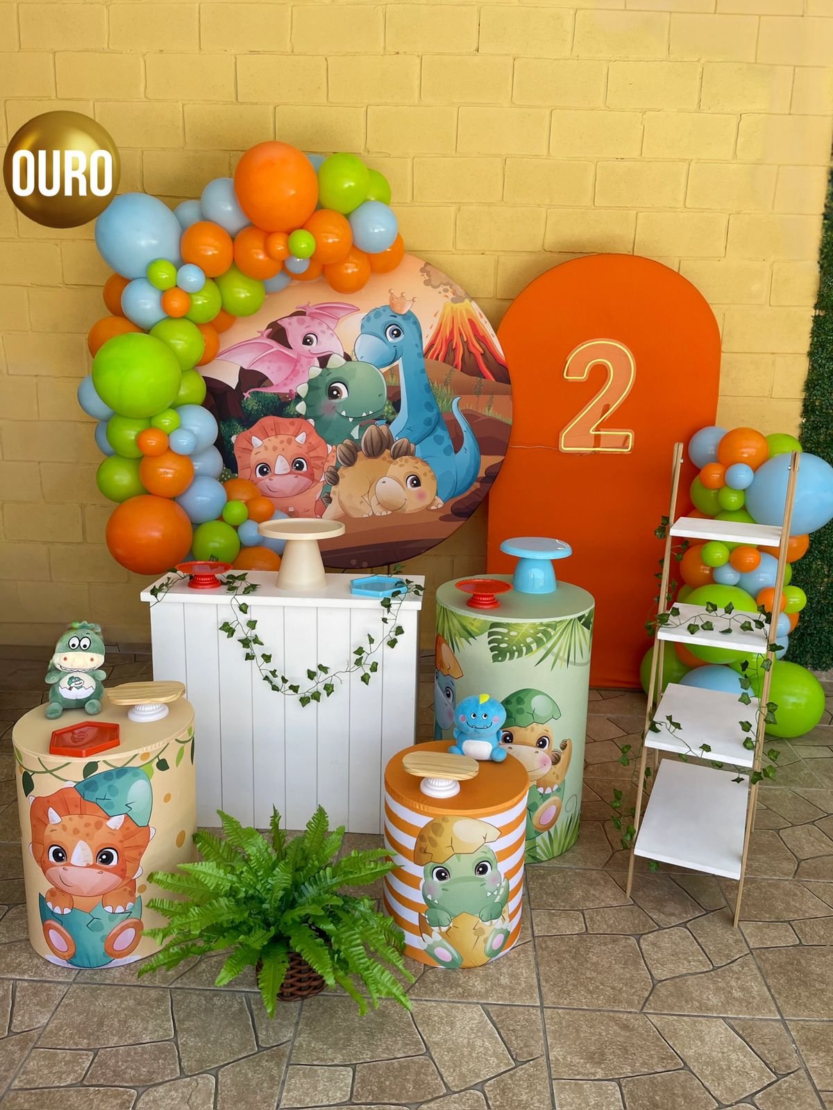 Pegue e Monte Dino baby