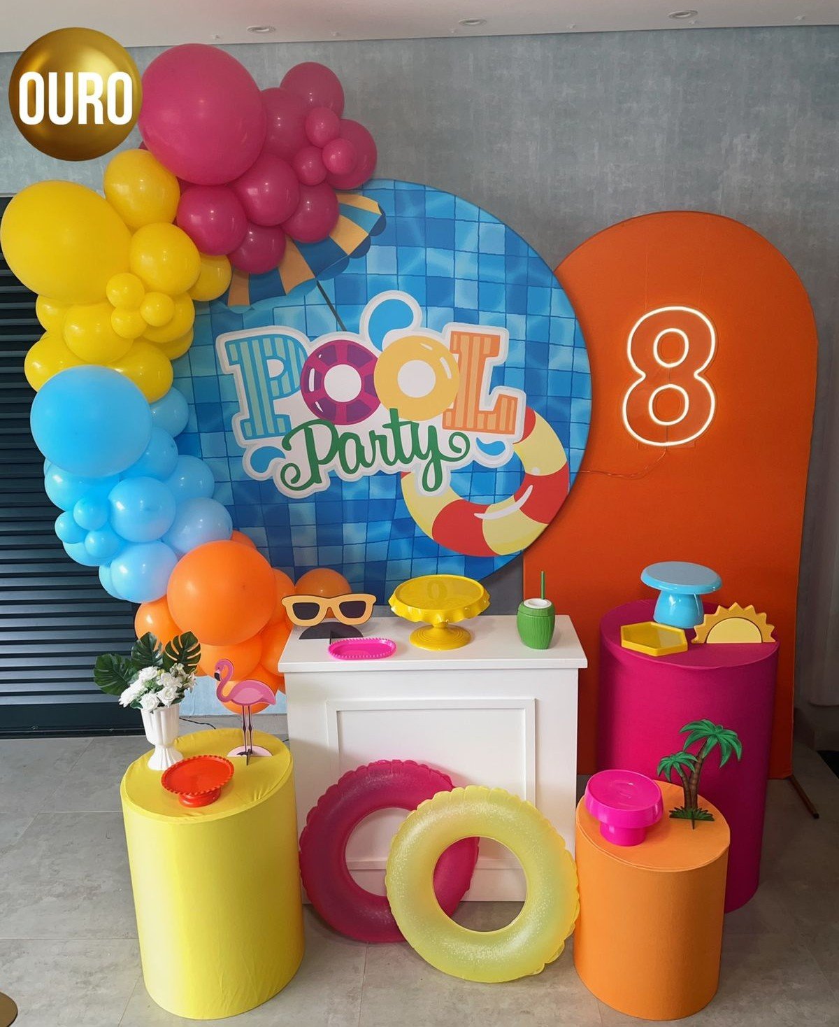 Pegue e Monte Pool Party